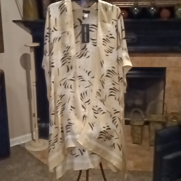 NWT Harve' Bernard 100% viscose multi-colored foliage print cardigan Sz OS - Picture 3 of 9